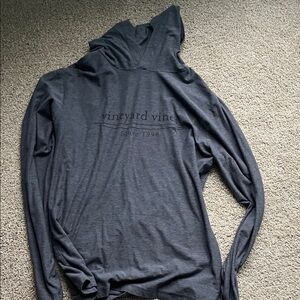 Vineyard Vines men’s gray hoodie